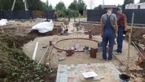 Благоустройство территории - укладка тротуарной плитки